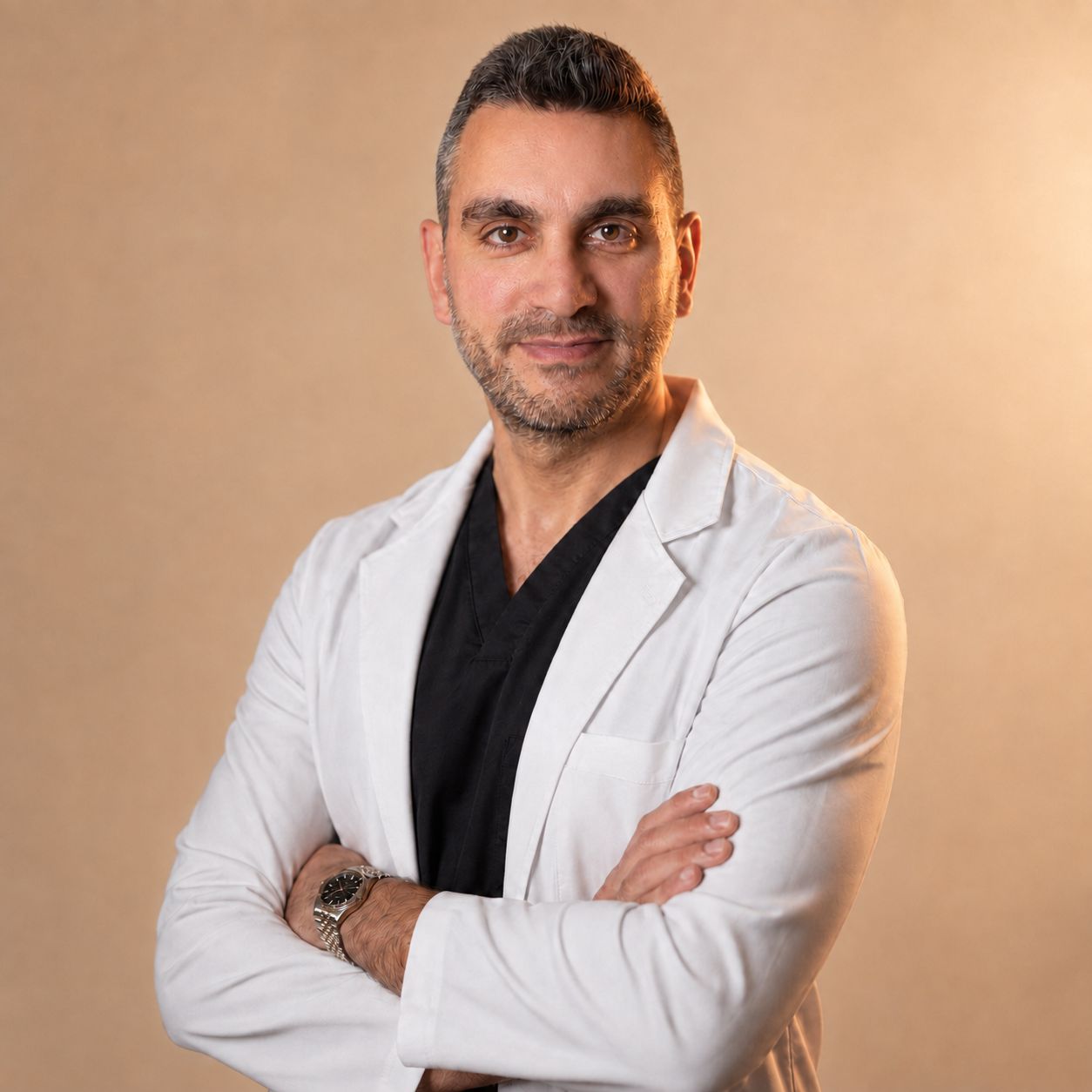 Dr. Roy Dagher, aesthetic doctor and founder of Breeze & Be